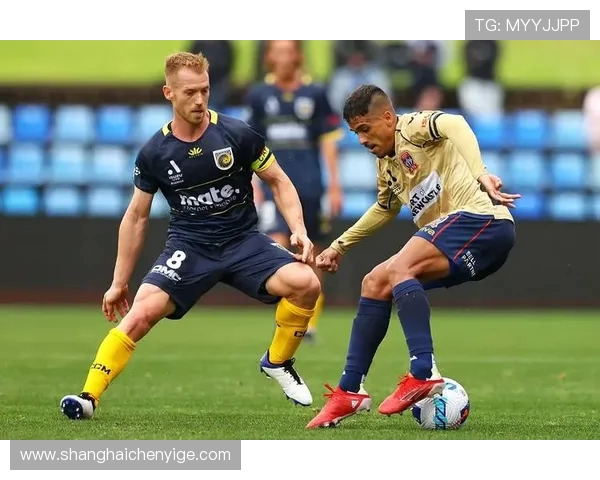 澳超激战西悉尼流浪者三比一力克麦克阿瑟雅各利斯闪击克拉耶夫建功